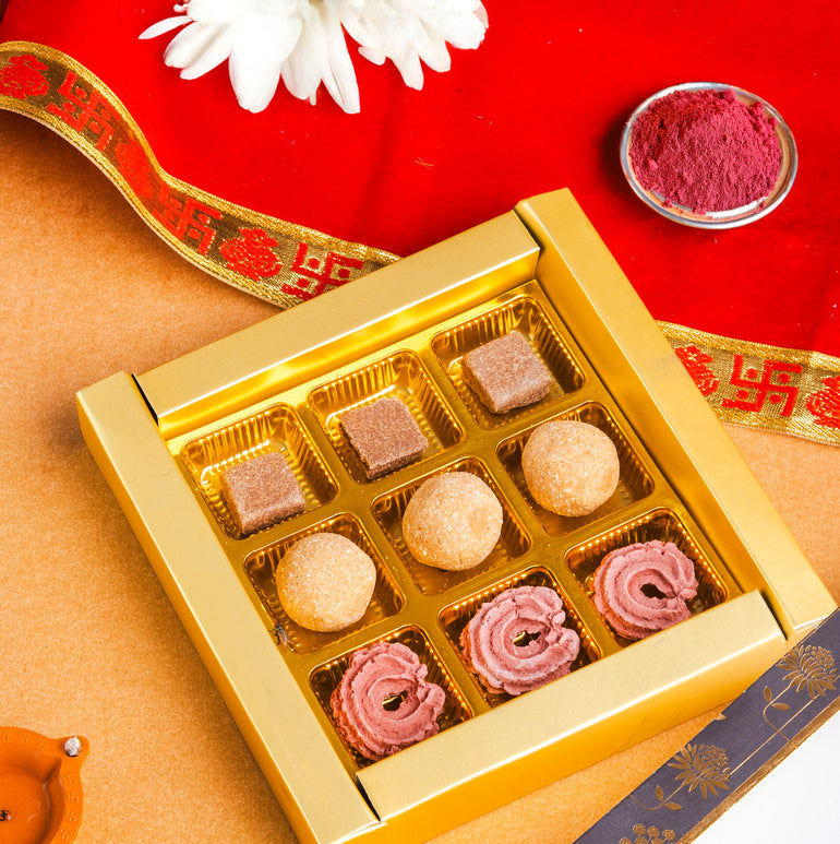 Mithai Box Treat, Snack & Cookies for Dogs & Cats